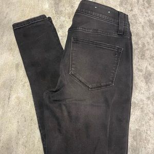 NEW Without Tag LuLaRoe Black Distressed Jeans, size 26